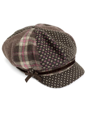 Keps från Accessorize